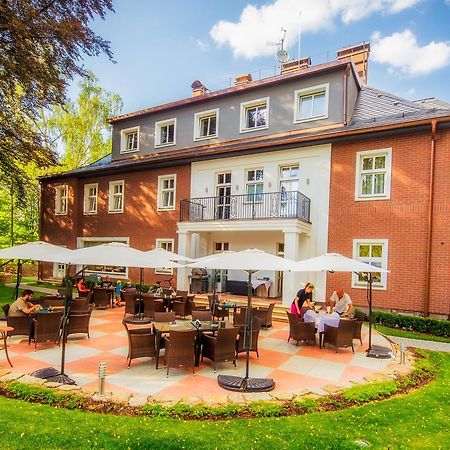 Manor House Broumov Exterior foto